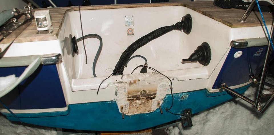 Flere båtmotorer er stjålet fra båter som står i vinteropplag på Holmenskjæret. Minst tre motorer er stjålet, men det totale omfanget er enda ukjent. 		