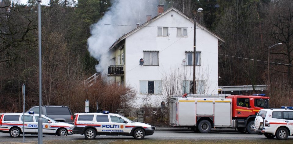 Den første mars 2008 brant det i Lilleåsen. Huset har fått bruksforbud etter dette.				